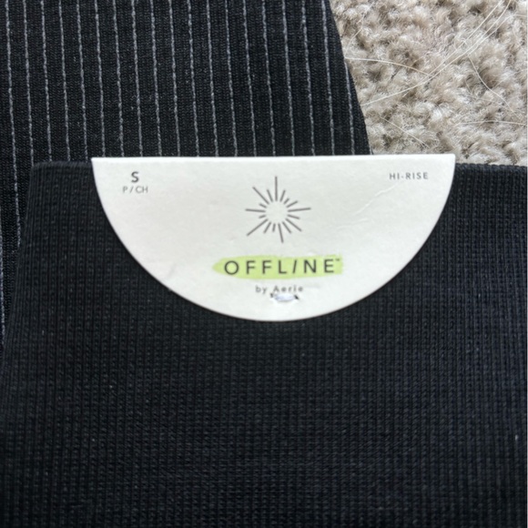 Aerie OFFLINE Ribbed 7/8 Leggings - Picture 3 of 3